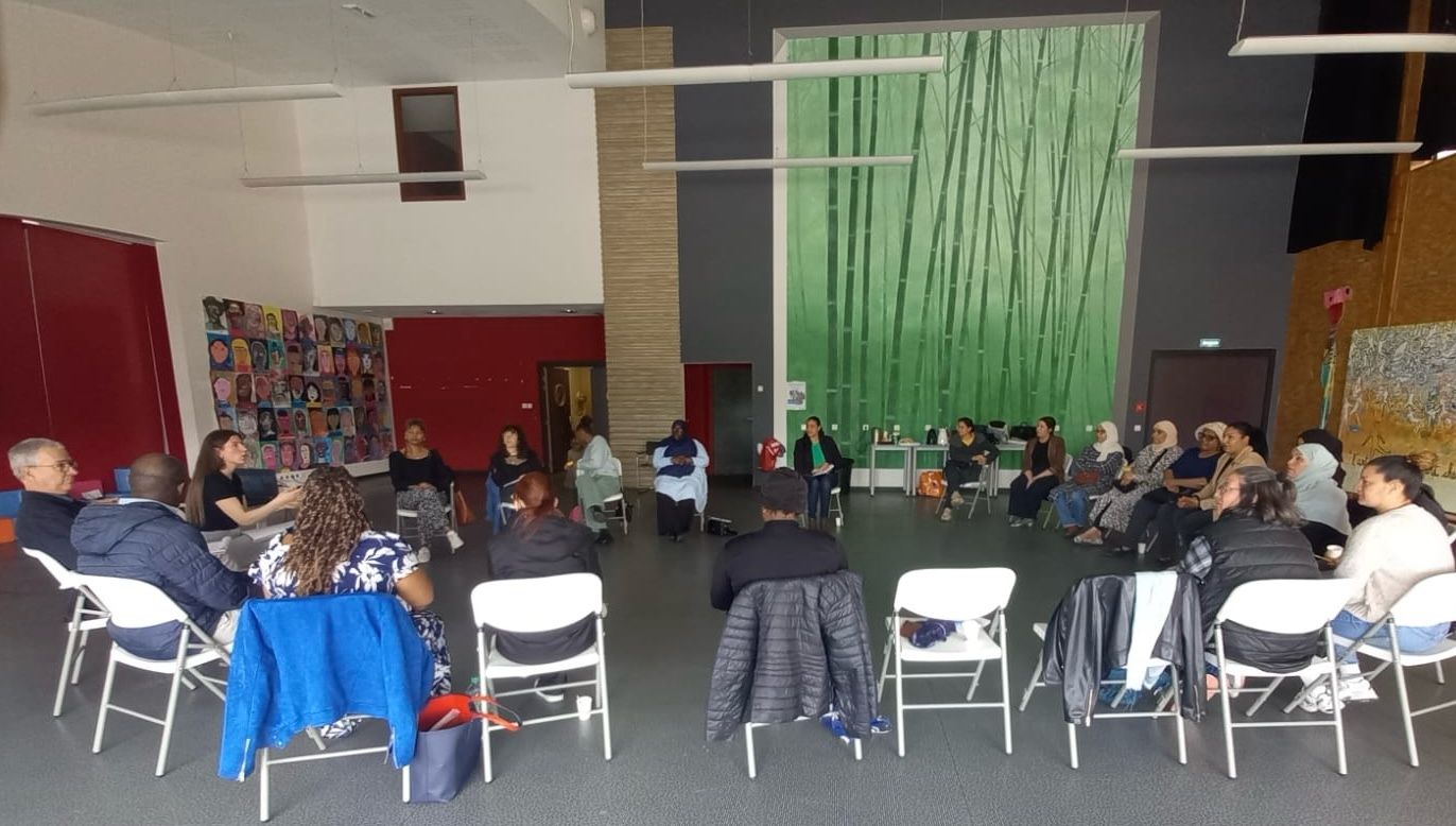 Café des parents à Grigny — temps d'échange participatif avec les familles