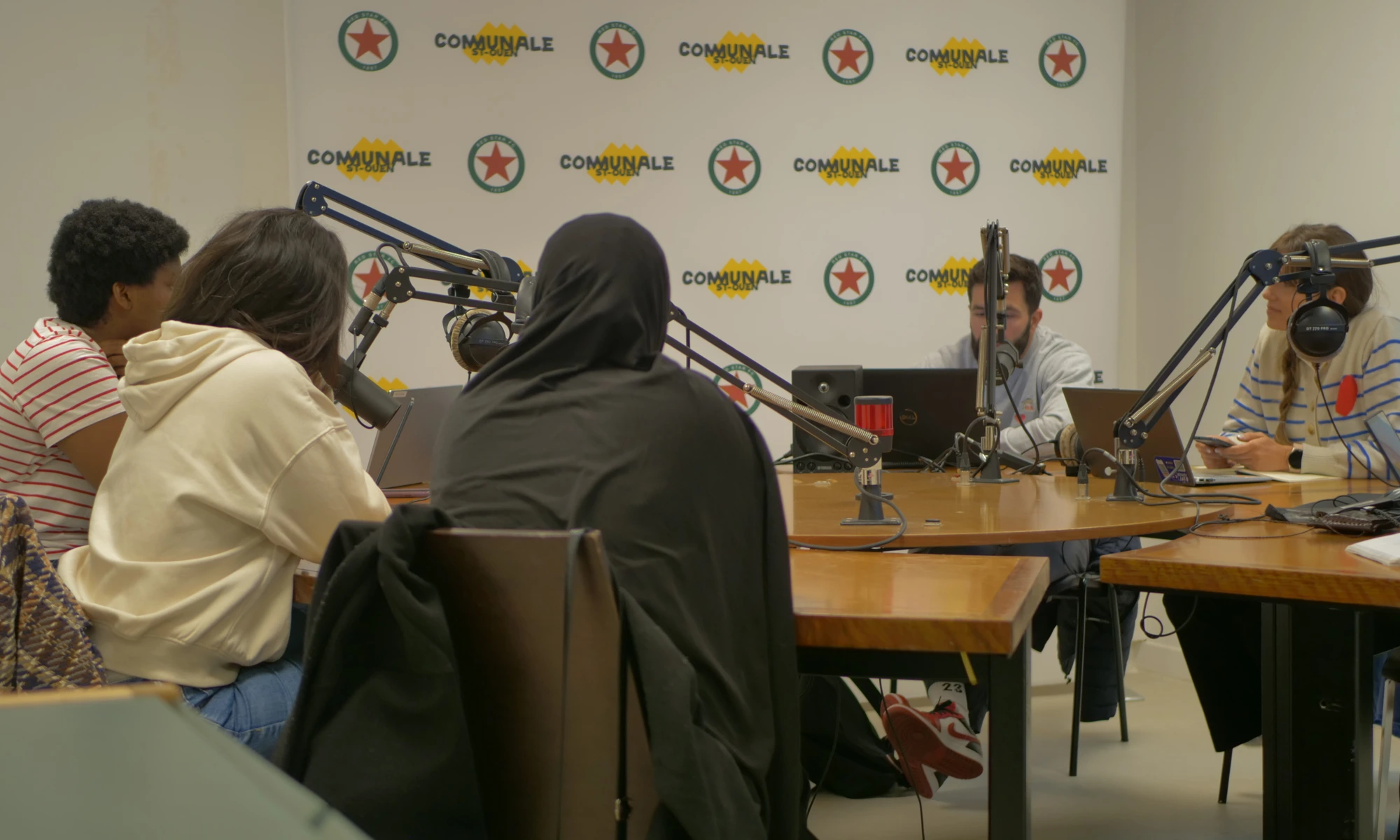 Enregistrement d'un podcast lors du STUDEP au studio de La Communale